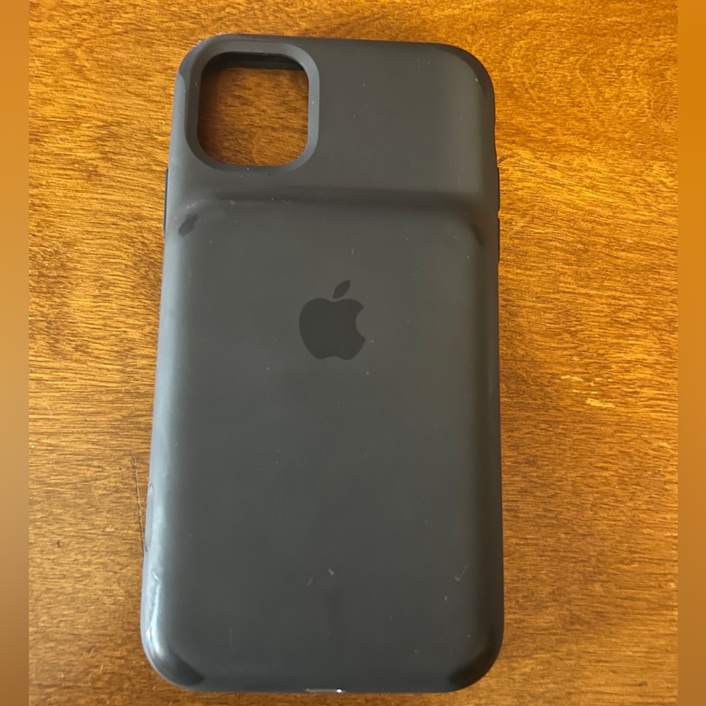 Apple IPhone 11 apple brand black charging case